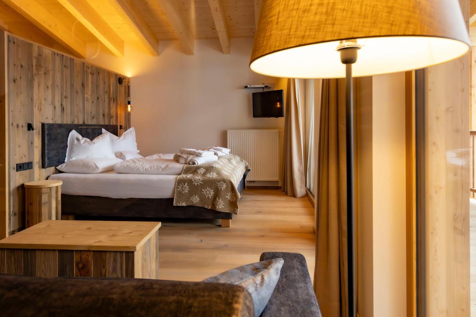 Hotel Rezia La Villa  Dış mekan fotoğraf