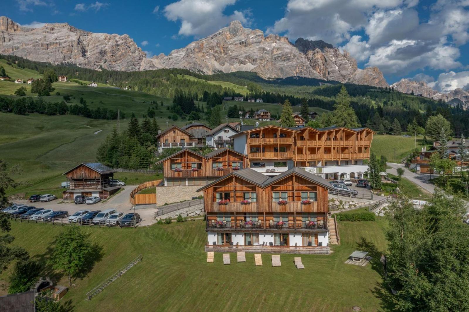 Hotel Rezia La Villa  Dış mekan fotoğraf
